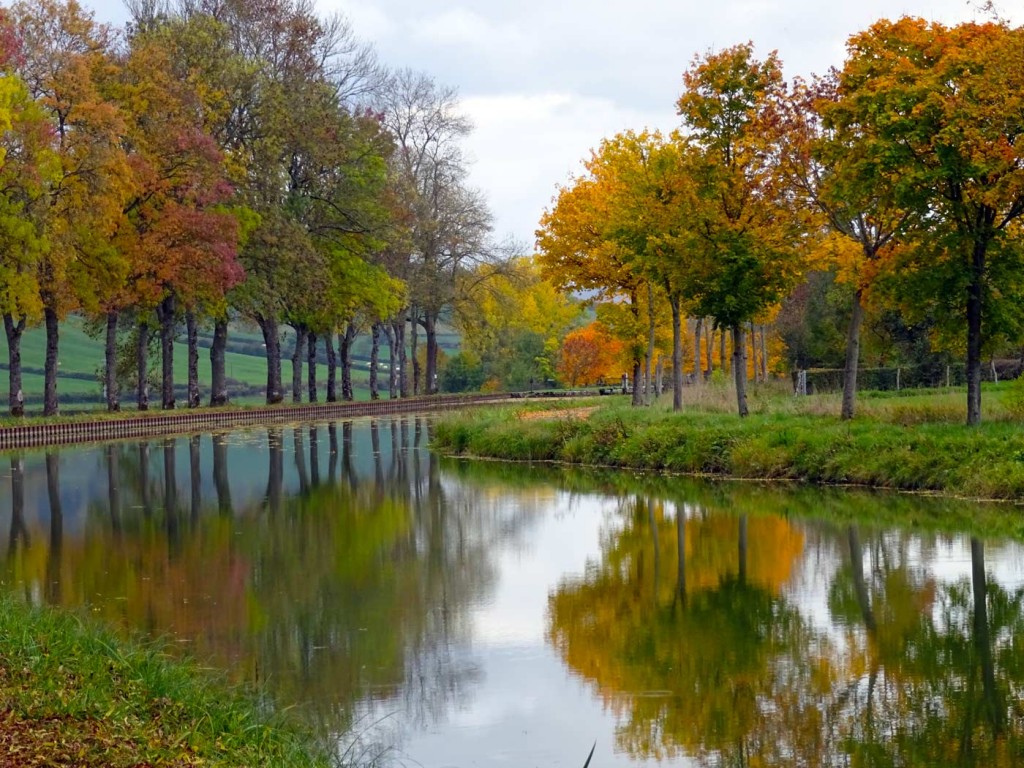 Burgundy canal, lock 9 - 10